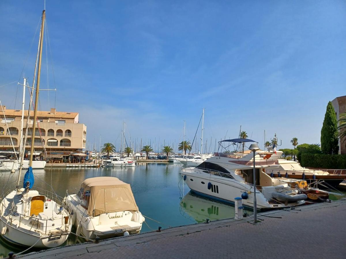 La Gavine studio vue mer Hyères Esterno foto
